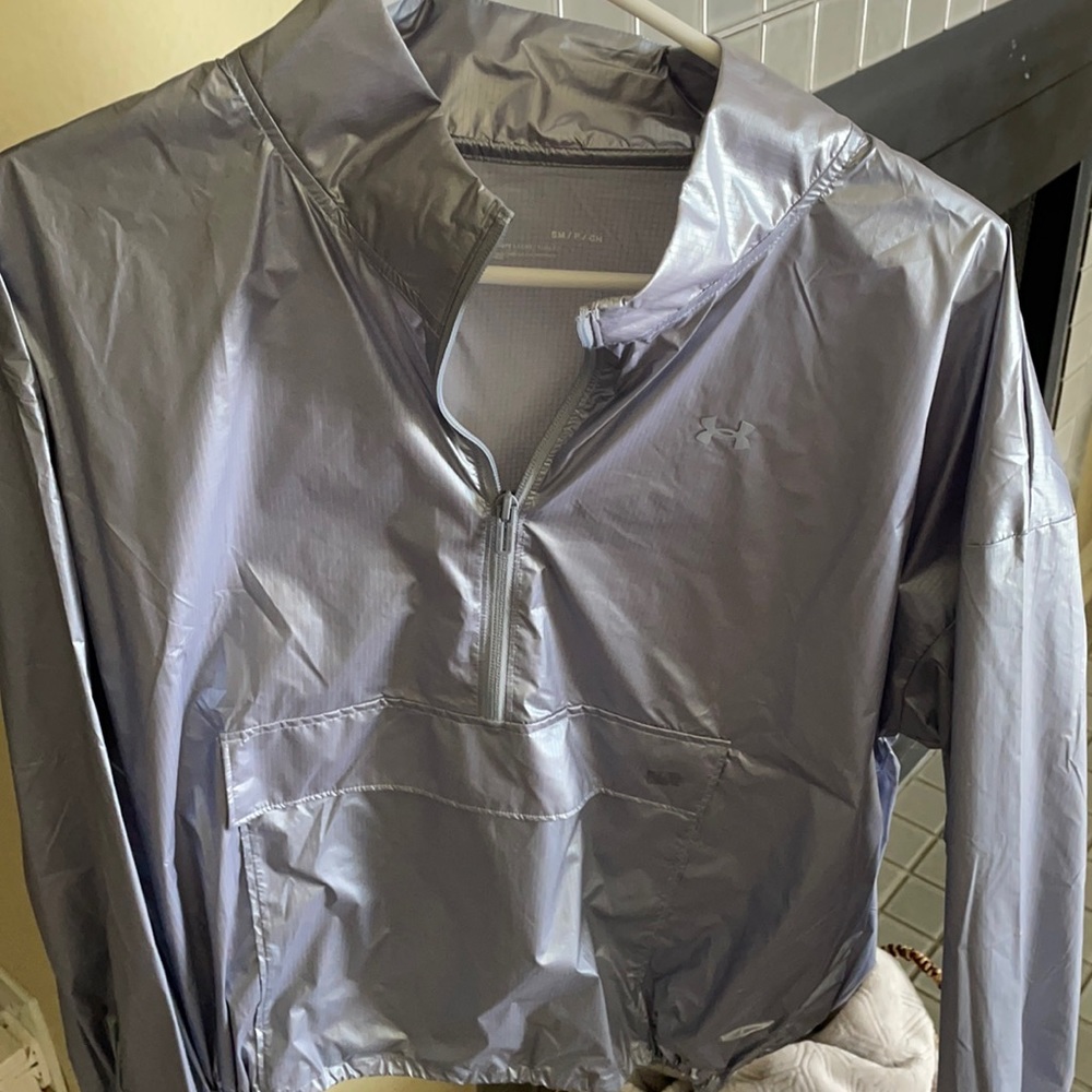 Under armour wind breaker